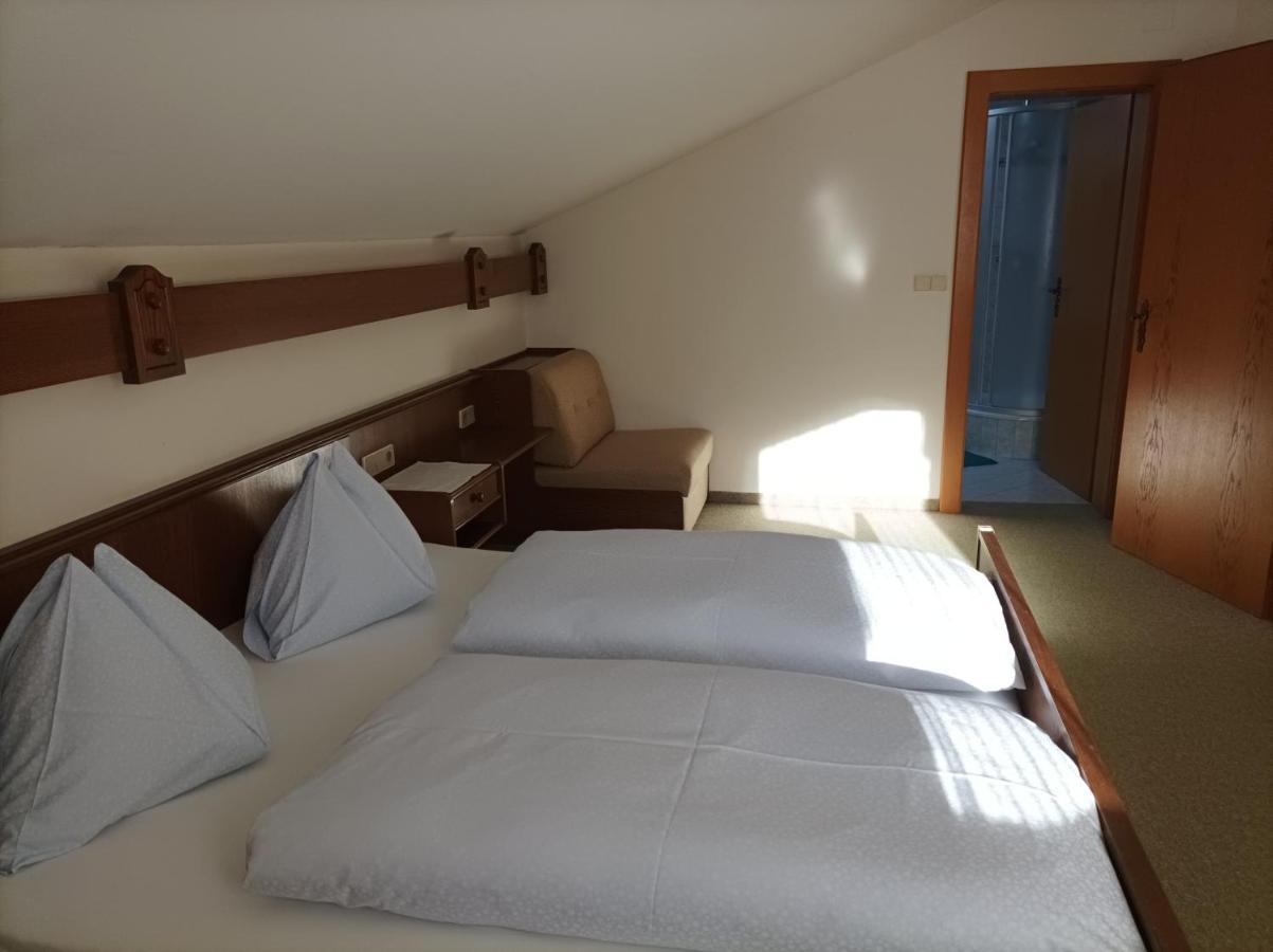 Fruehstueckspension-Appartementhaus Wasserer Bad Kleinkirchheim Kültér fotó