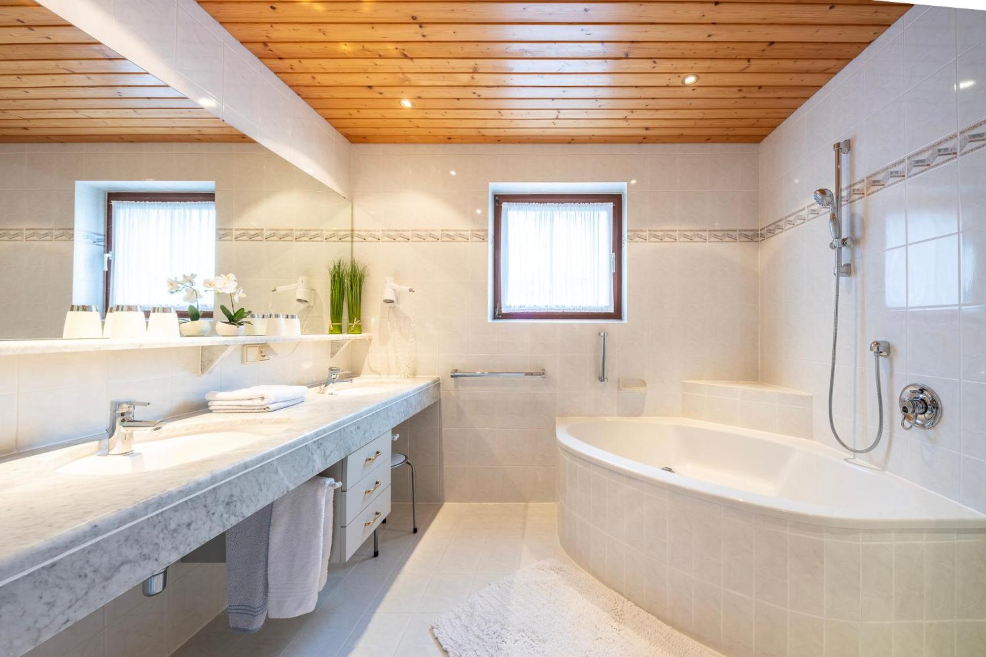 Fruehstueckspension-Appartementhaus Wasserer Bad Kleinkirchheim Kültér fotó