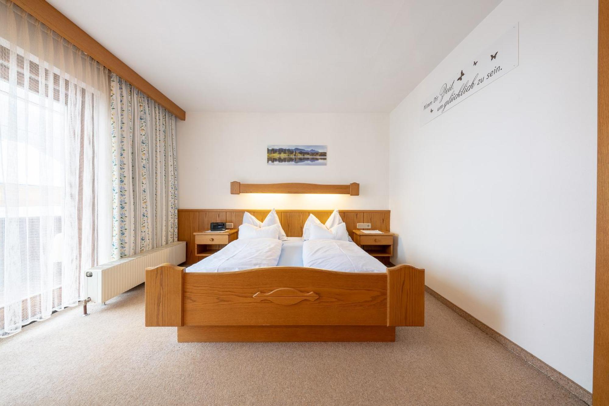 Fruehstueckspension-Appartementhaus Wasserer Bad Kleinkirchheim Kültér fotó