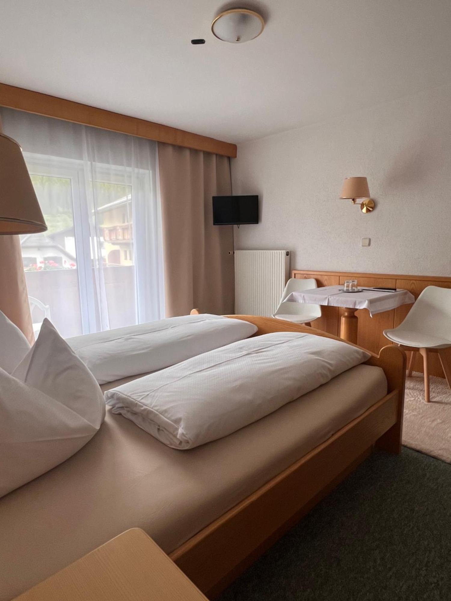 Fruehstueckspension-Appartementhaus Wasserer Bad Kleinkirchheim Kültér fotó