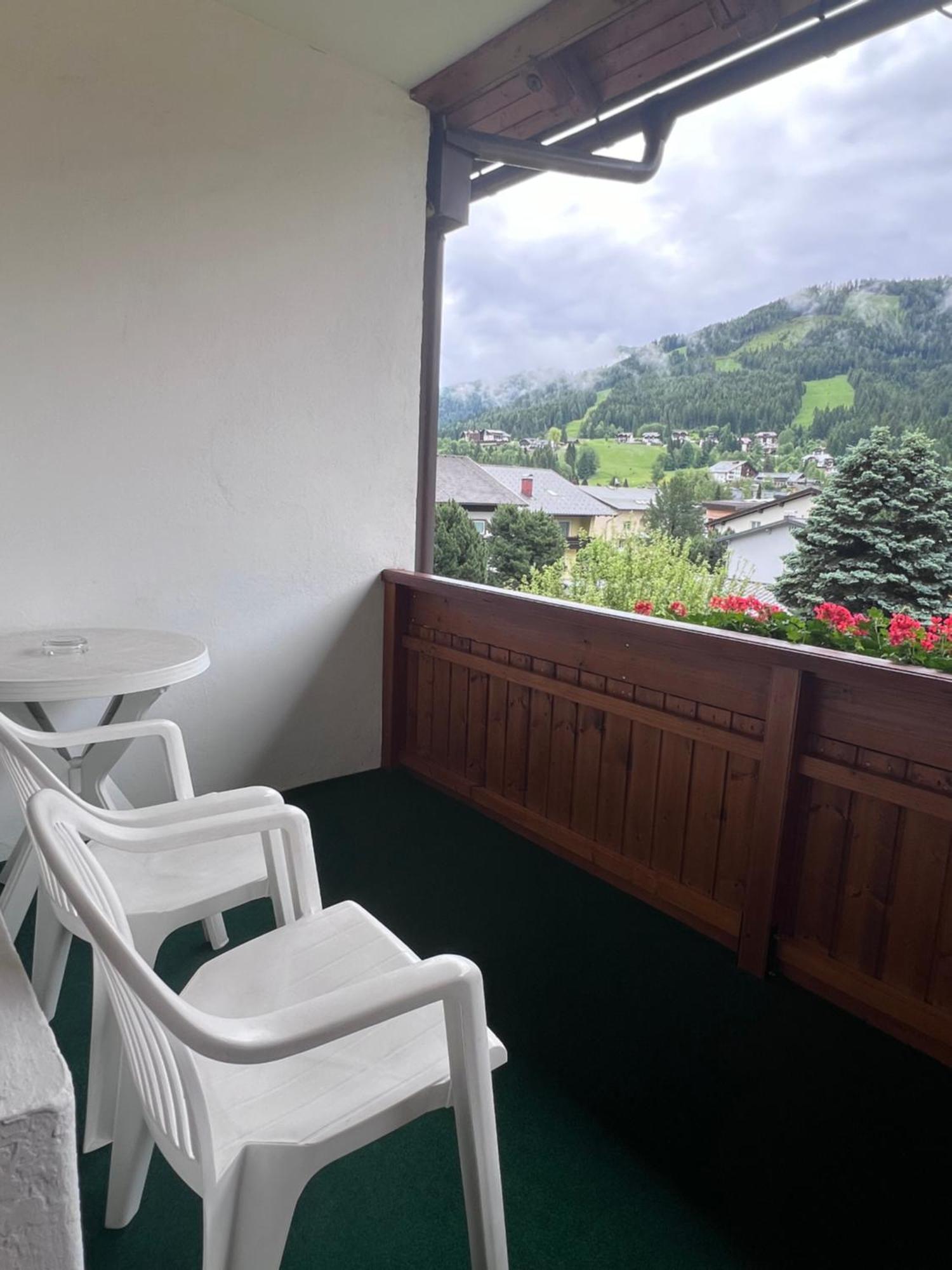 Fruehstueckspension-Appartementhaus Wasserer Bad Kleinkirchheim Kültér fotó