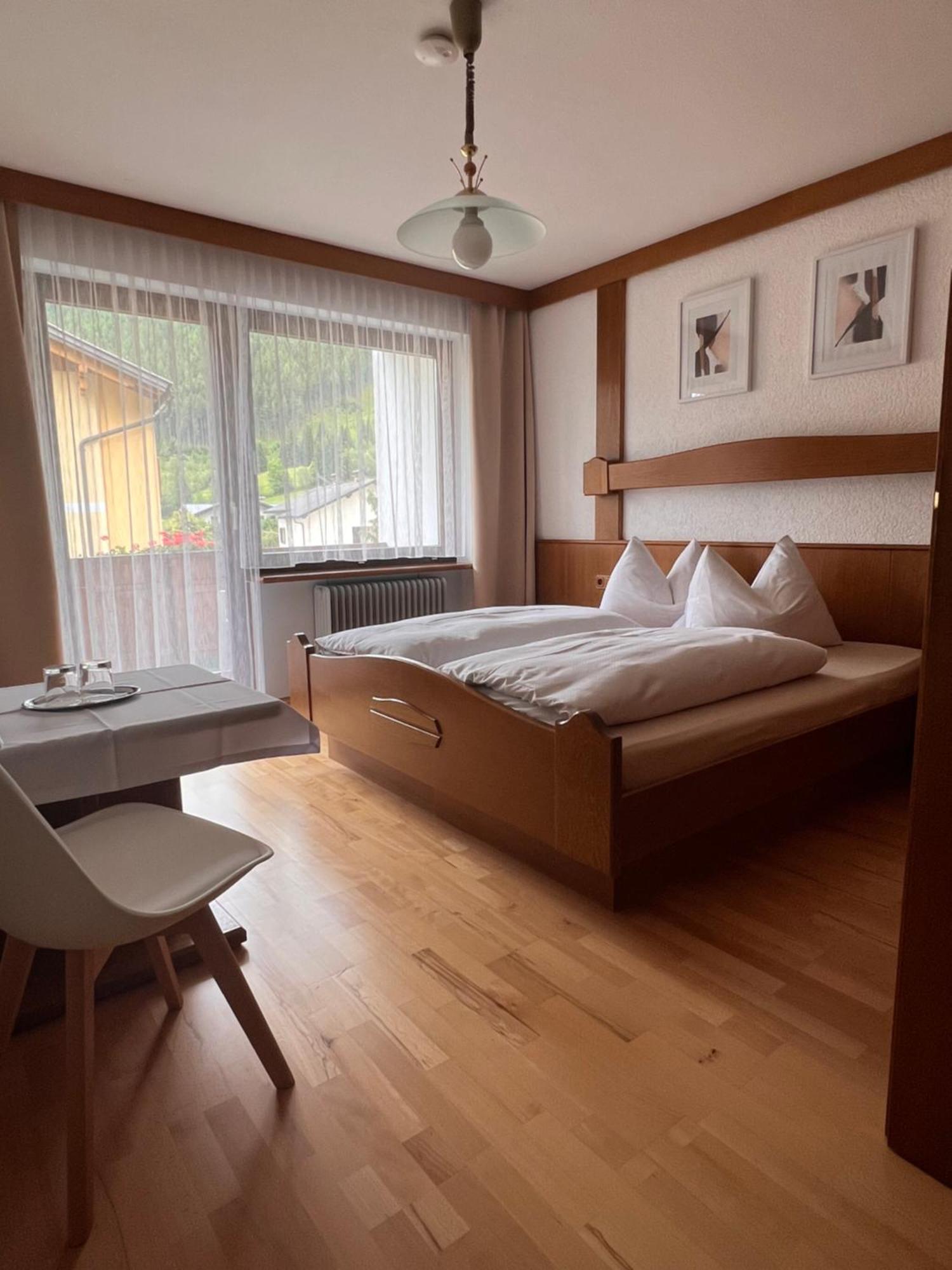Fruehstueckspension-Appartementhaus Wasserer Bad Kleinkirchheim Kültér fotó